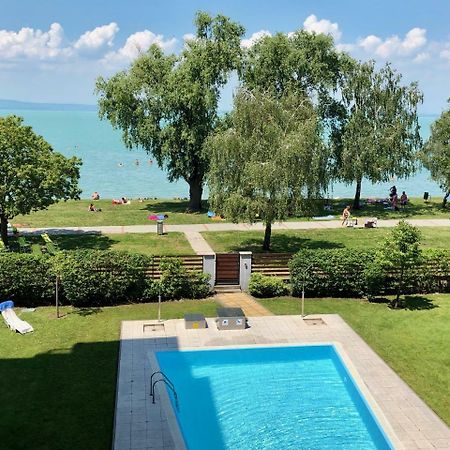 Viktória Apartmanok Siófok Zewnętrze zdjęcie