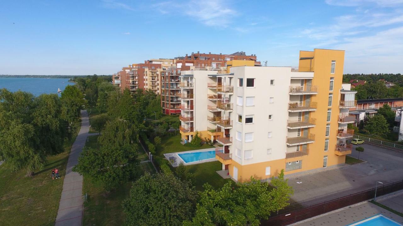 Viktória Apartmanok Siófok Zewnętrze zdjęcie